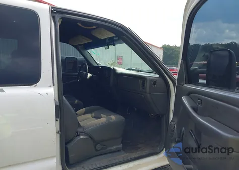 2006 GMC Sierra 2500Hd Work Truck из США, поврежденный, VIN 1GTHC29UX6E273468